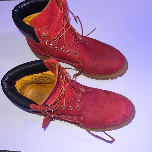 Timberland size 10 (wheat to red) - Picture 3 of 5